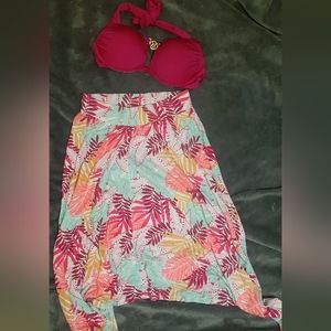 Bikini top and skirt